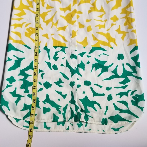 Whit Two Abstract Print Button Down Tunic Dress - Picture 4 of 7